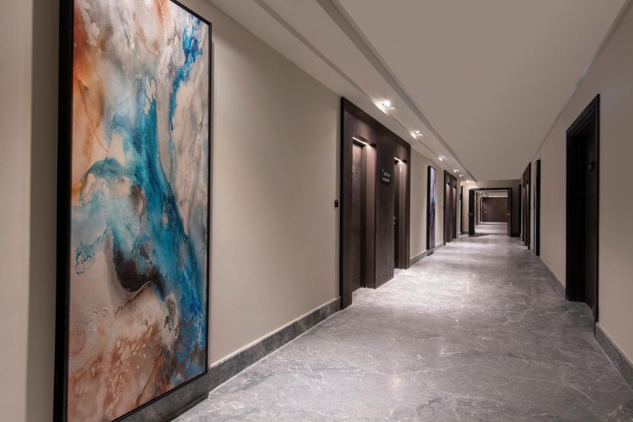 Steigenberger Residence Doha Exterior photo A corridor at the hotel