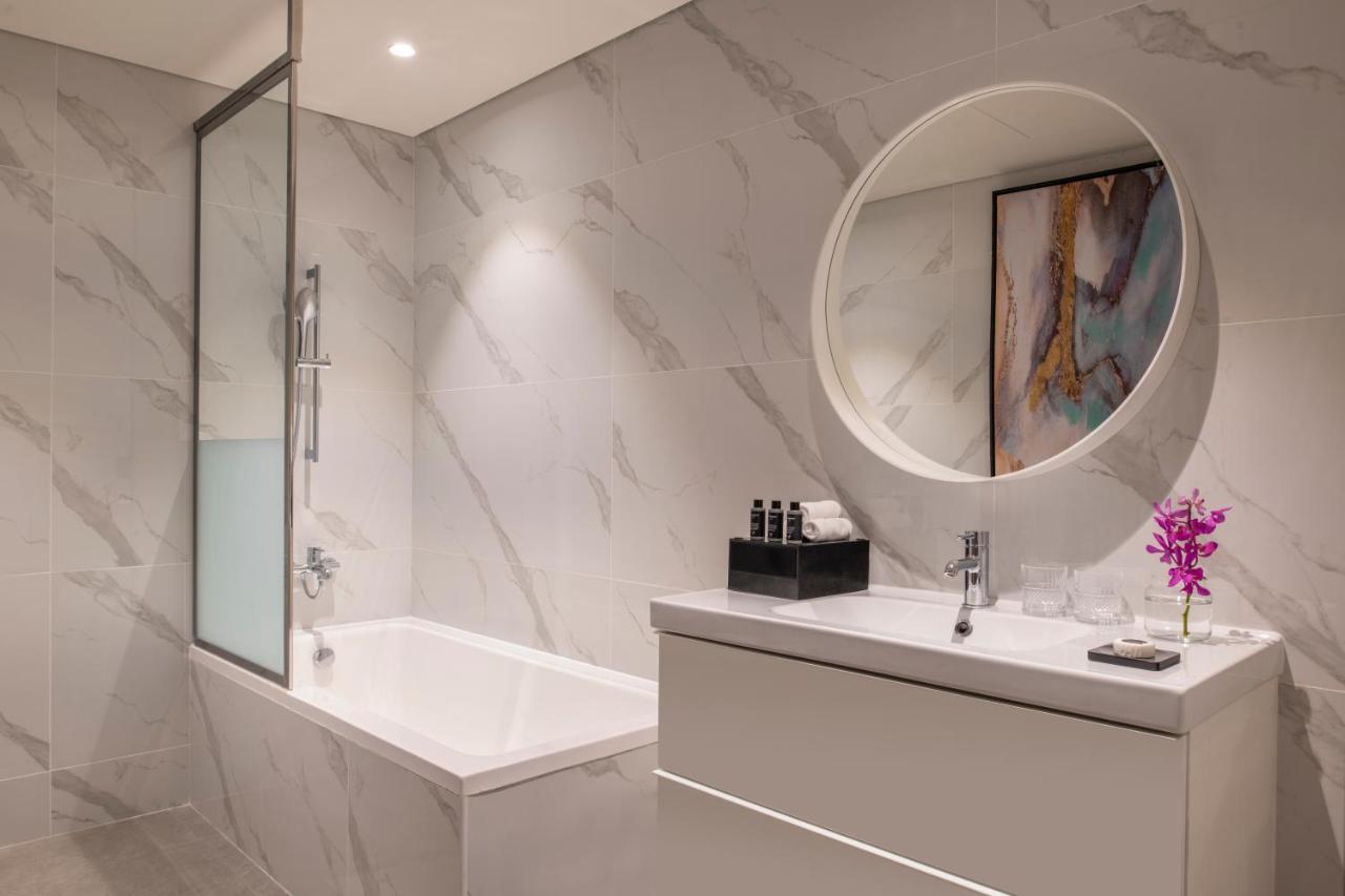 Steigenberger Residence Doha Exterior photo Bathroom