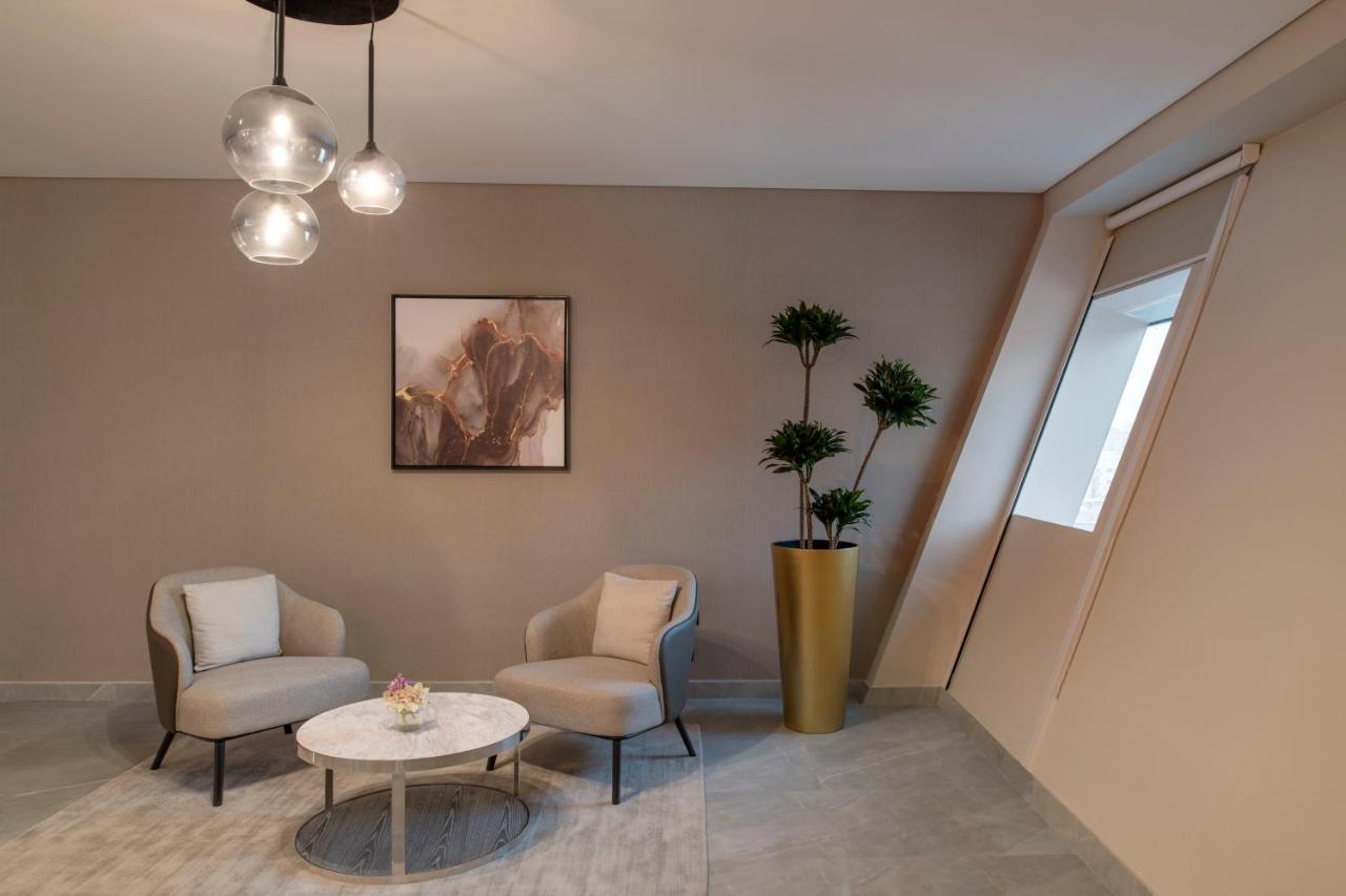 Steigenberger Residence Doha Exterior photo A staged living room