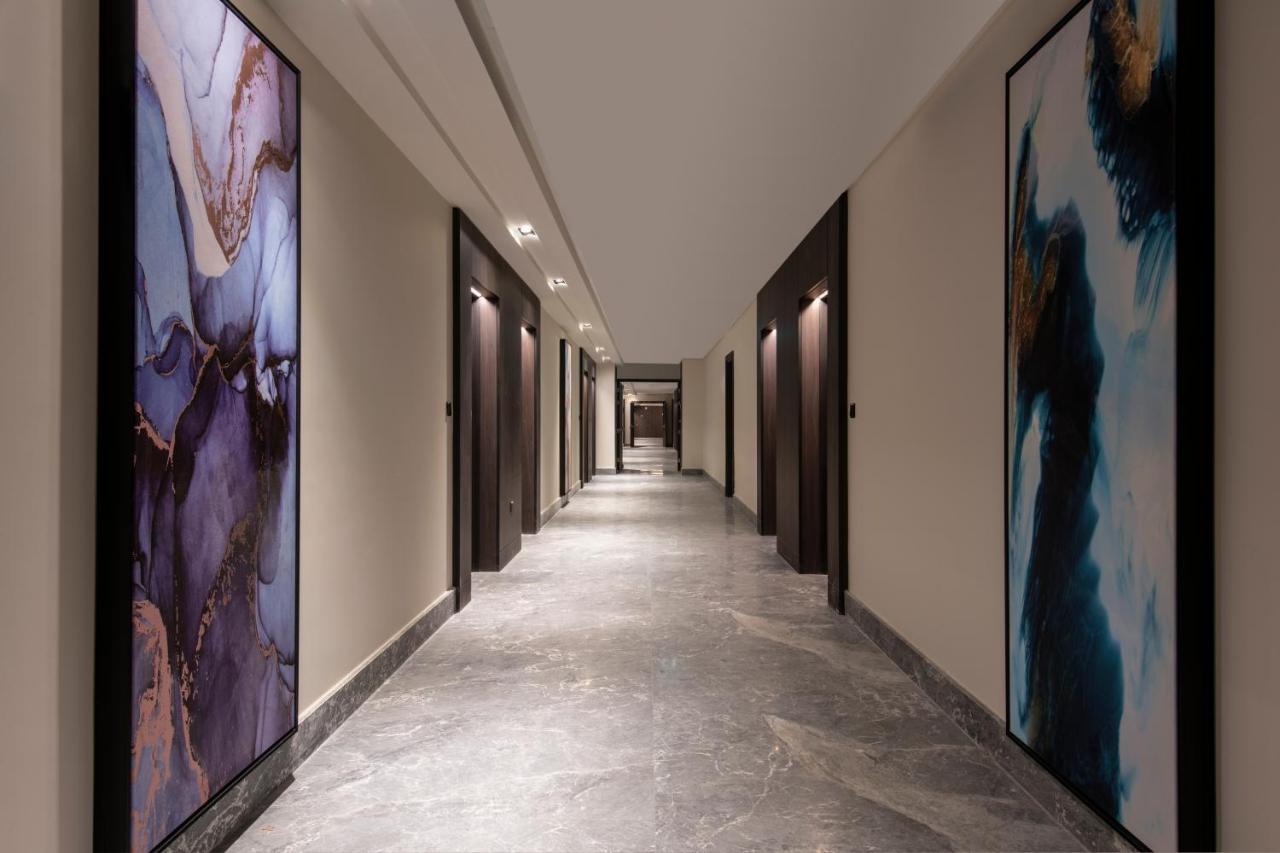 Steigenberger Residence Doha Exterior photo A corridor at the hotel