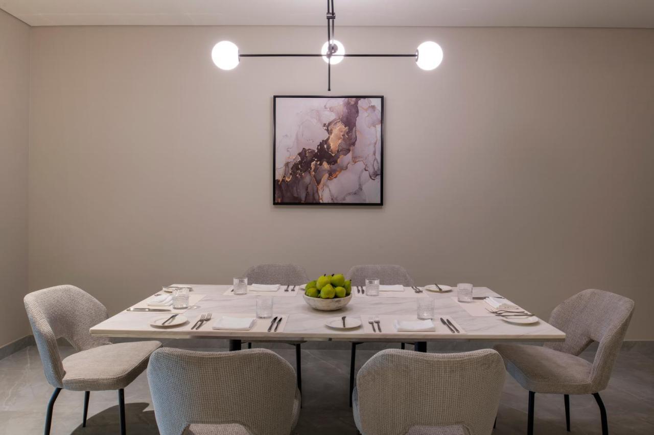 Steigenberger Residence Doha Exterior photo A dining room